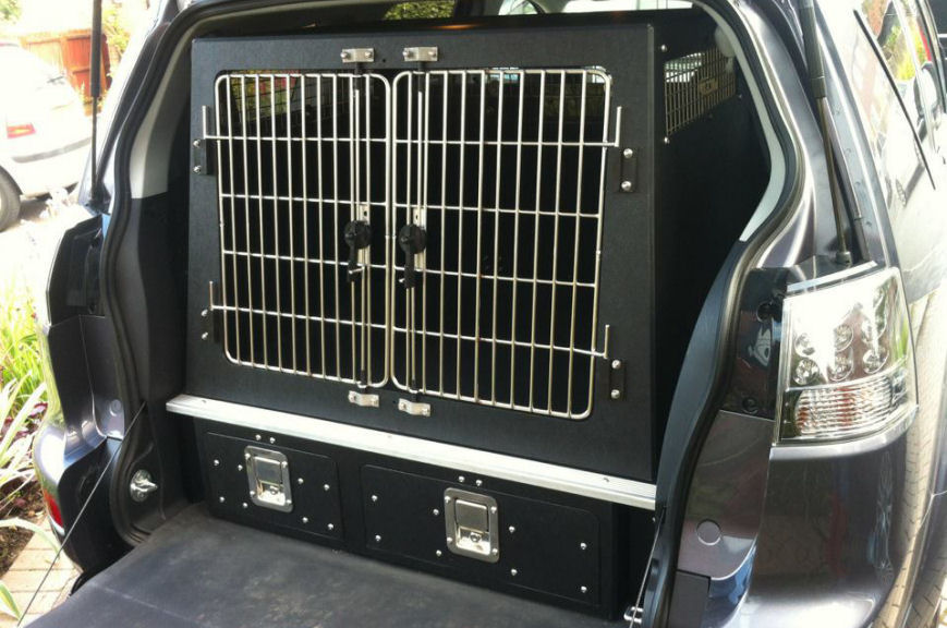 Mitsubishi outlander dog cage hotsell